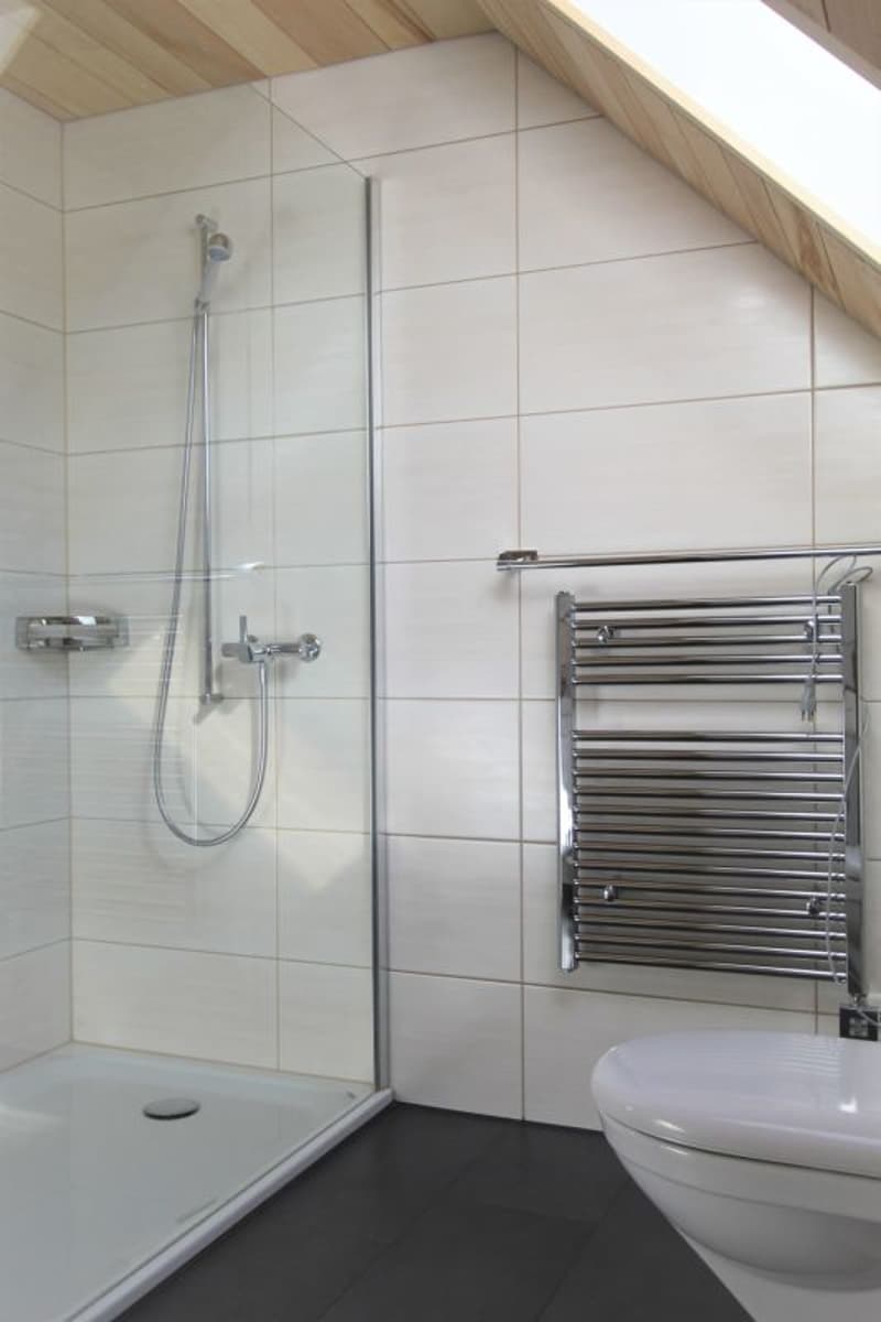3.5 Zimmer-Dachgeschosswohnung (6)