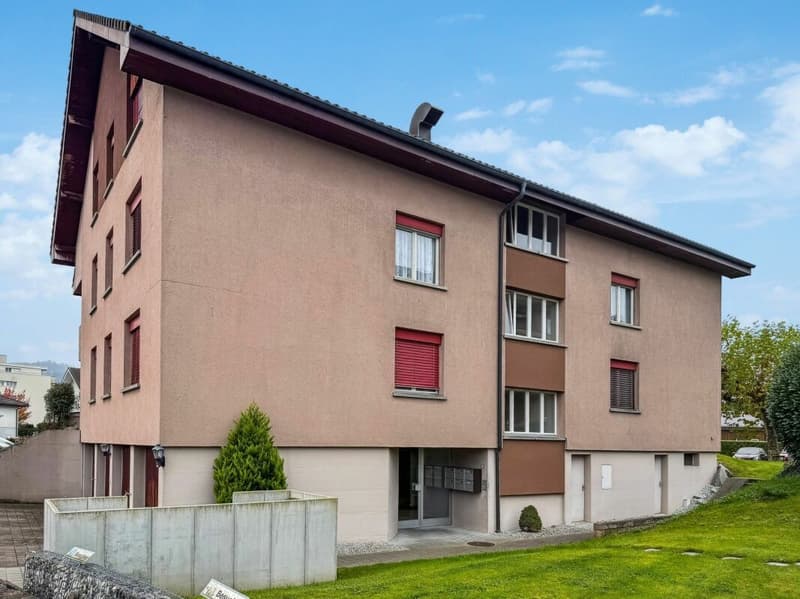 Gepflegte Wohnung mit praktischem Grundriss und viel Stauraum