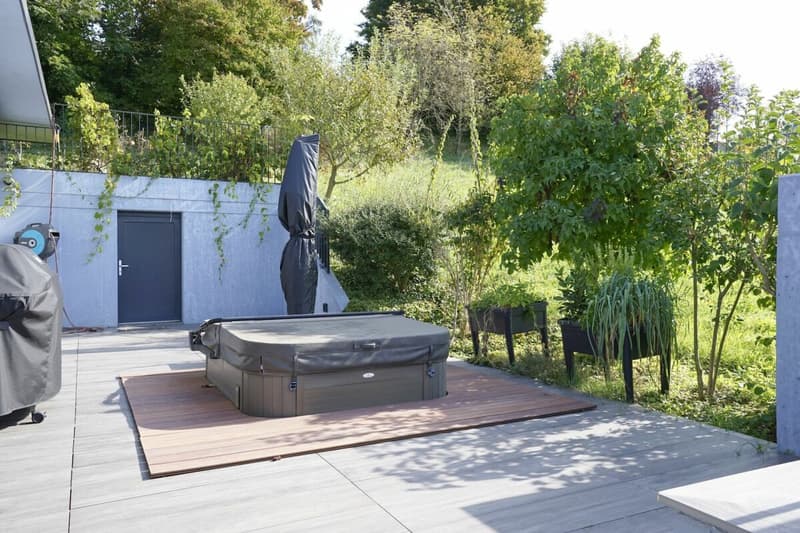 EINZIGARTIGES TERRASSENHAUS MIT POOL, WEITSICHT UND HÖCHSTEM WOHNKOMFORT (12)