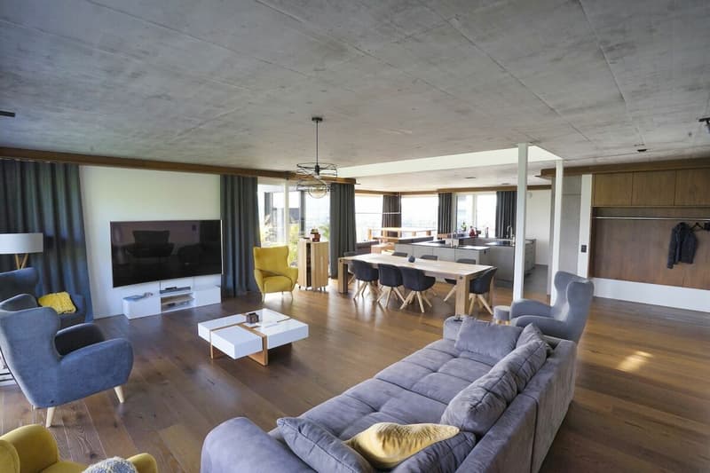 EINZIGARTIGES TERRASSENHAUS MIT POOL, WEITSICHT UND HÖCHSTEM WOHNKOMFORT (4)