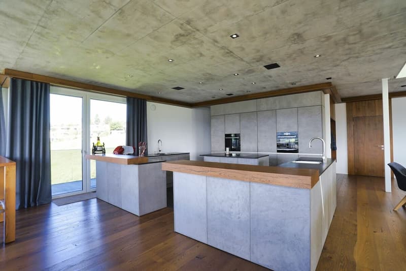 EINZIGARTIGES TERRASSENHAUS MIT POOL, WEITSICHT UND HÖCHSTEM WOHNKOMFORT (3)