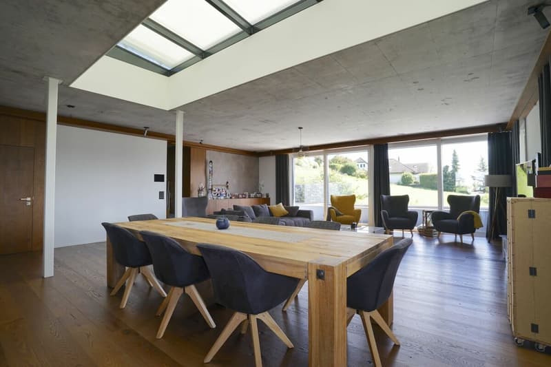 EINZIGARTIGES TERRASSENHAUS MIT POOL, WEITSICHT UND HÖCHSTEM WOHNKOMFORT (6)