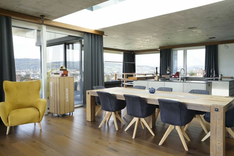 EINZIGARTIGES TERRASSENHAUS MIT POOL, WEITSICHT UND HÖCHSTEM WOHNKOMFORT (5)