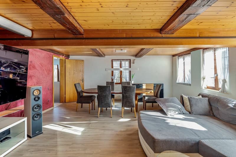 HEIMELIGE 4.5-ZIMMER MAISONETTE-WOHNUNG (3)