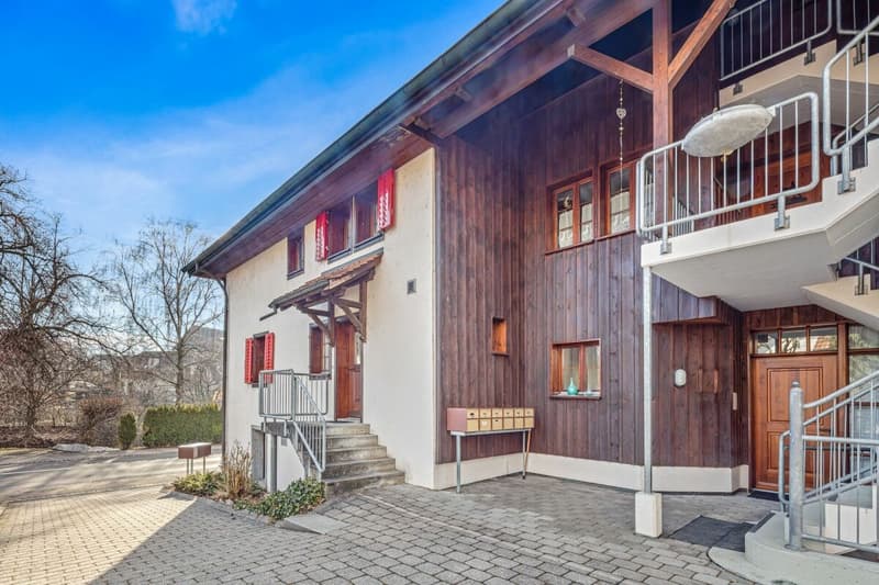 HEIMELIGE 4.5-ZIMMER MAISONETTE-WOHNUNG (1)