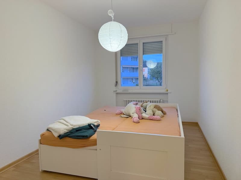 GEPFLEGTES ZUHAUSE MIT ZWEI BALKONE (7)