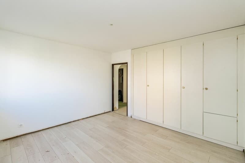 Ruhiges Wohnen mit Weitblick, Wintergarten & Smart Home (6)