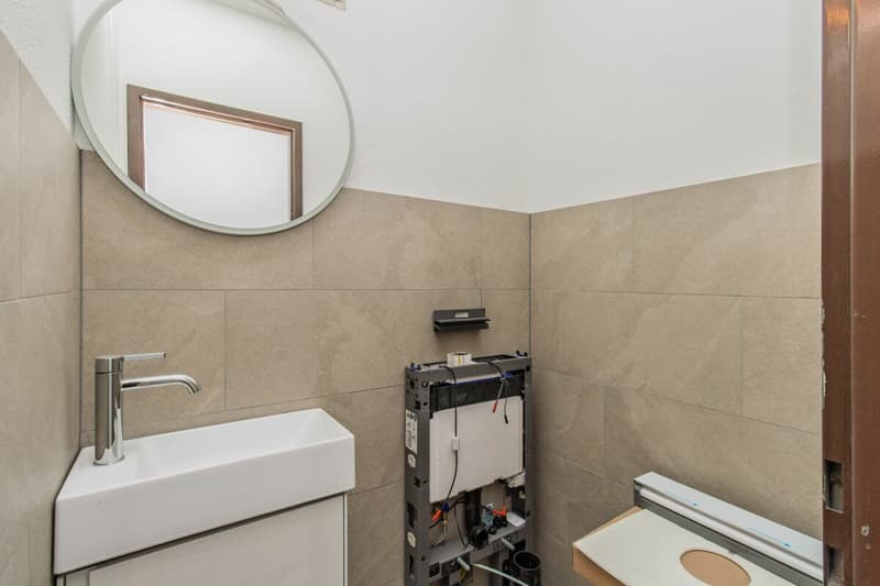 Ruhiges Wohnen mit Weitblick, Wintergarten & Smart Home (8)