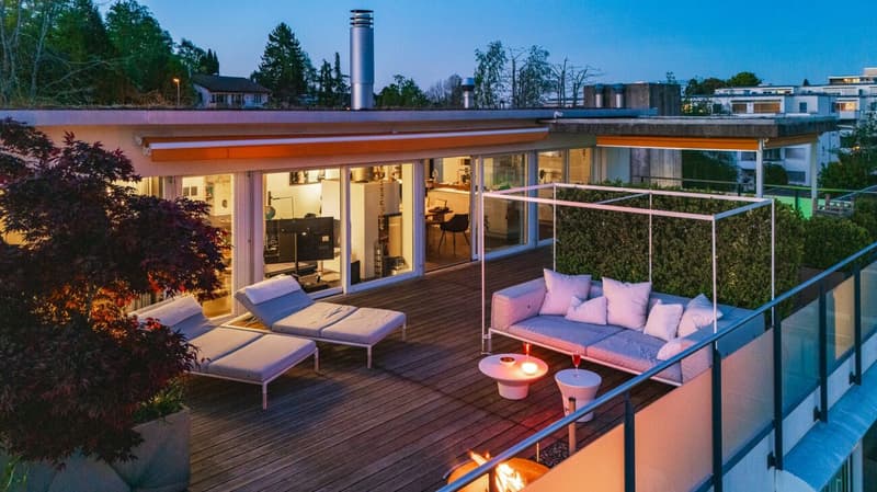 Modernes 6.5-Zimmer-Terrassenhaus mit Weitsicht und grosszügigem Aussenbereich (4)