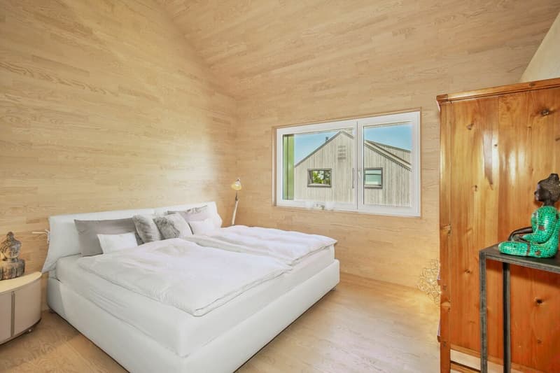Ein Logenplatz über dem Bodensee - Premium Dach-Maisonette im hochwertigen Vollholzbau (8)