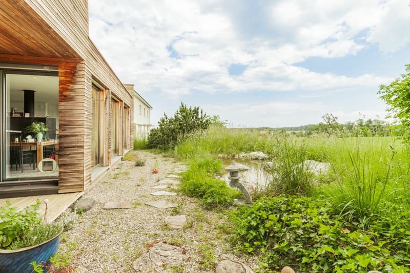 Charaktervolles 4.5-Zimmer-Architektenhaus - Moderne Holzarchitektur mit unverbaubarer Weitsicht (9)