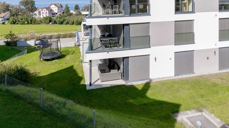 Neuwertige Gartenwohnung mit exklusivem Sonderausbau (3)