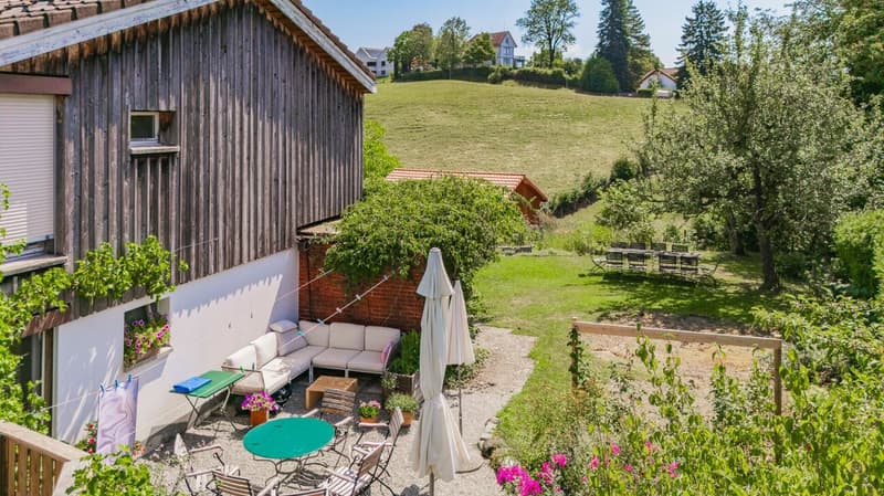 Freistehendes 8-Zimmer-Einfamilienhaus mit unverbaubarer Alpsteinsicht (7)