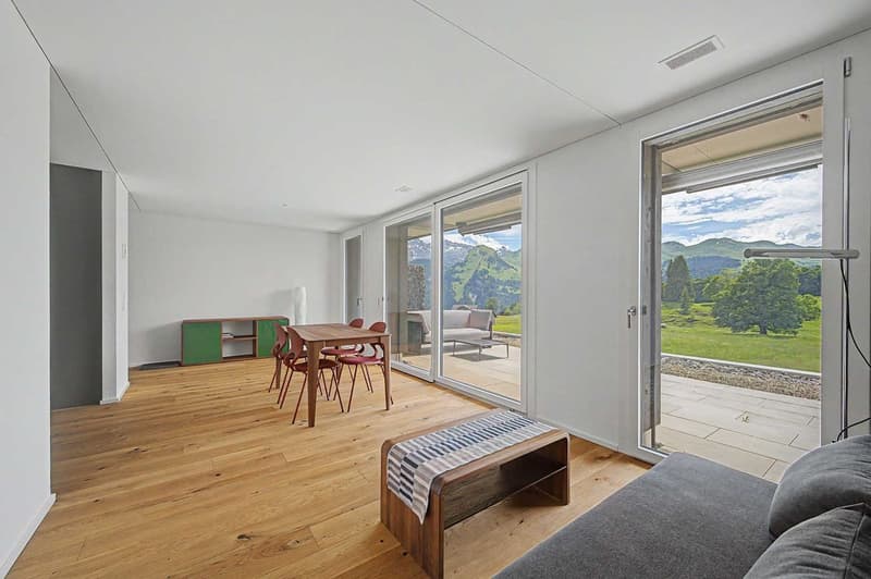 Moderne 2.5-Zimmer-Wohnung mit Panoramasicht in Illgau (St. Karl) (9)