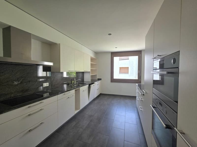 3 1/2 Zimmer-Wohnung im Zentrum von Näfels (7)