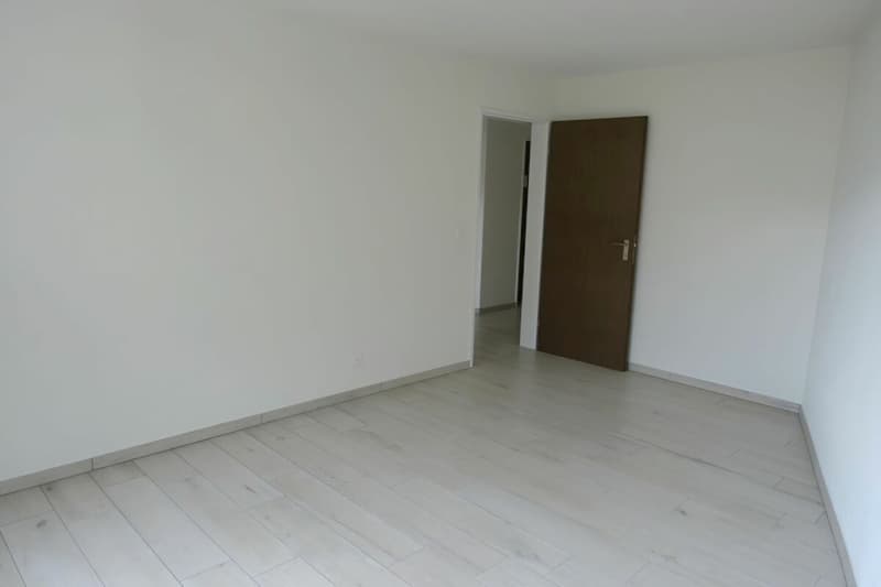 3 1/2 Zimmer-Wohnung mit Balkon (7)