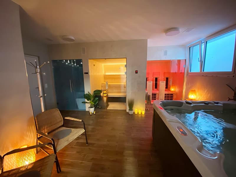 Furnished Apartment with Pool and Fitness (13)