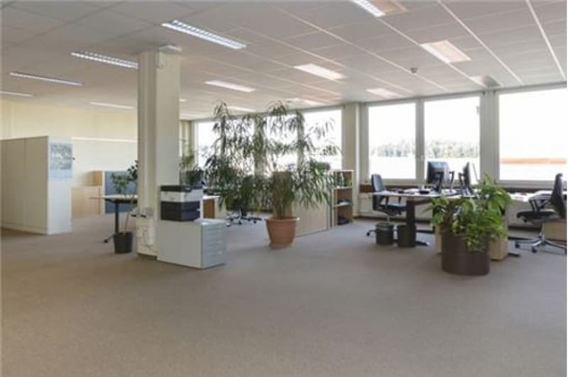 33 - 128 m2 Büro- und Gewerbeflächen 2. OG (3)