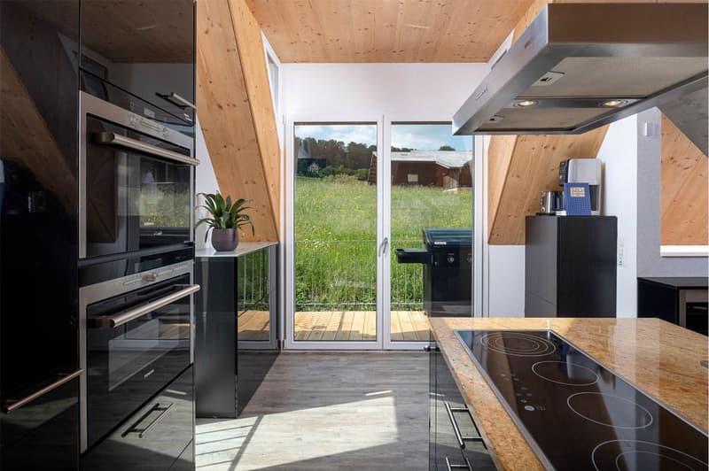 Modernes 6.5 Zi.- EFH, Studio und Erweiterungspotential (7)