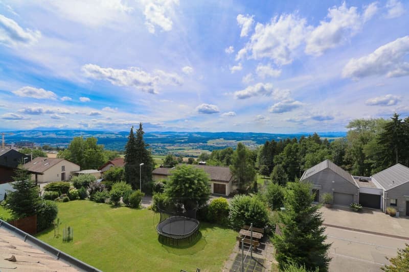 VENDU - Maison de rangée de 6½ pièces avec vue panoramique sur le Reusstal (13)