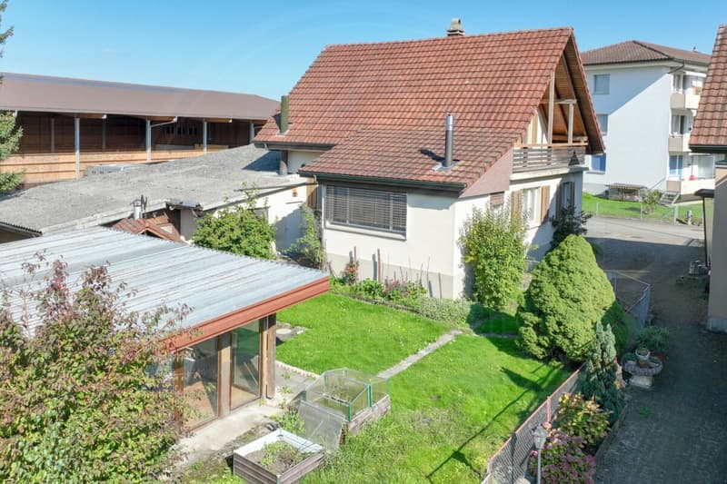 VENDUTO - Casa unifamiliare con grande soffitta a Schafisheim - oggetto ideale per investitori e artigiani (3)