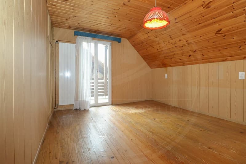 VENDUTO - Casa unifamiliare con grande soffitta a Schafisheim - oggetto ideale per investitori e artigiani (8)