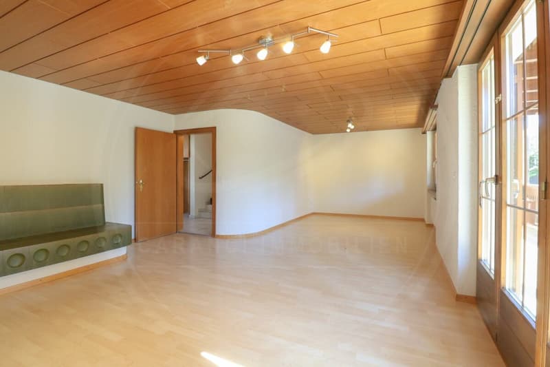 Charmantes 6½-Zimmer-Haus mit viel Platz und rustikalem Flair in Wohlenschwil (5)