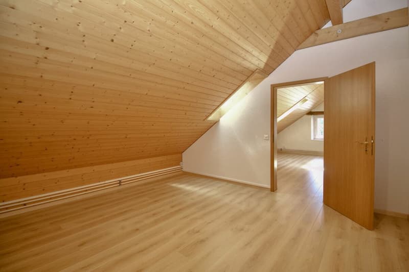 Ein Zuhause mit Charme - 3-Zimmer-Dachwohnung in Wohlenschwil (6)