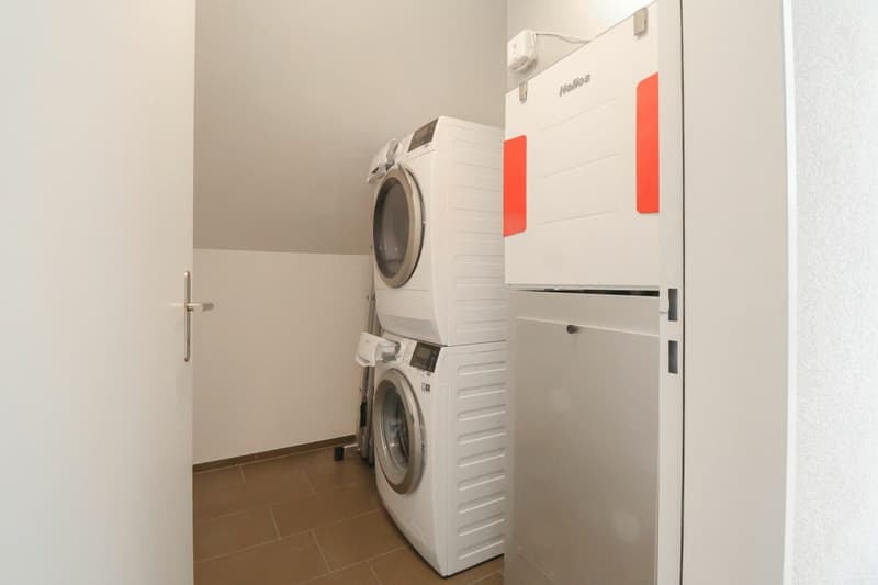 Modernes Wohnen mit viel Raum und Komfort (9)