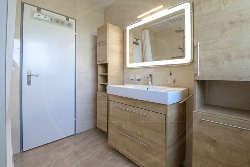Renovierte 4-Zimmer-Wohnung in familienfreundlichem Wohnquartier (7)