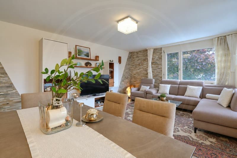 Renovierte 4-Zimmer-Wohnung in familienfreundlichem Wohnquartier (2)