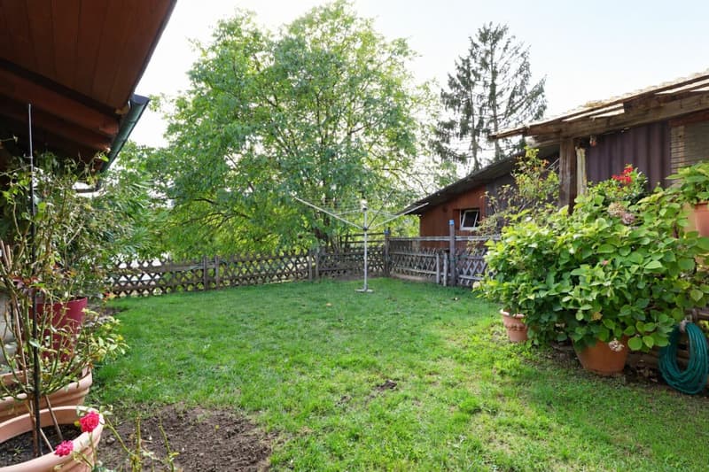Zweifamilienhaus mit Stall und Landwirtschaftsland in Wettingen (10)