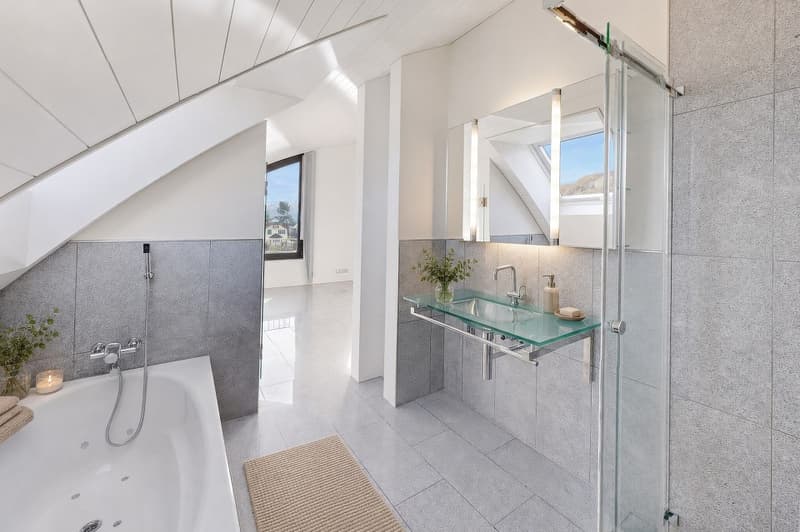 exklusives 3.5 - 5.5 Zi-Attika-Penthouse 246 m² NWF, 4 Terrassen, im Zentrum, 3 Doppelgaragen, Lift, (11)
