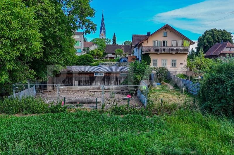 Grosszügiges Bauland mit attraktivem Entwicklungspotenzial (7)