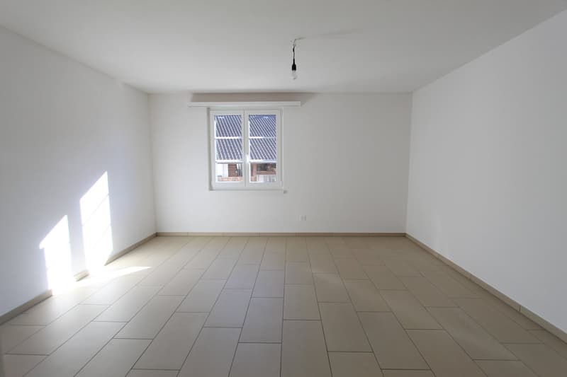 VIEL PLATZ IN IHREM NEUEN ZUHAUSE - Grosszügige 4.5-Zimmer-Wohnung zu vermieten. (13)
