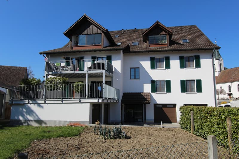 VIEL PLATZ IN IHREM NEUEN ZUHAUSE - Grosszügige 4.5-Zimmer-Maisonettewohnung zu vermieten. (1)