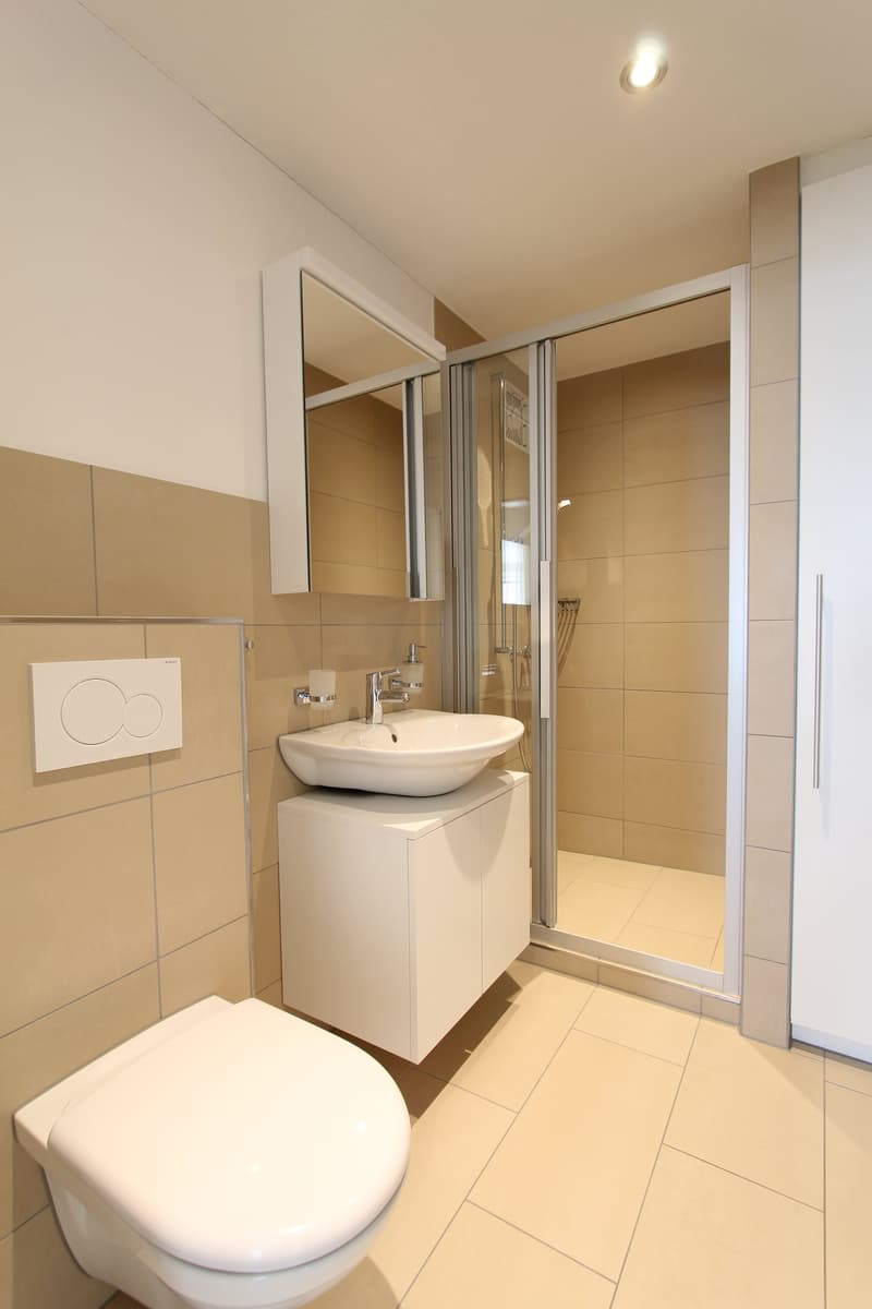 VIEL PLATZ IN IHREM NEUEN ZUHAUSE - Grosszügige 4.5-Zimmer-Maisonettewohnung zu vermieten. (4)