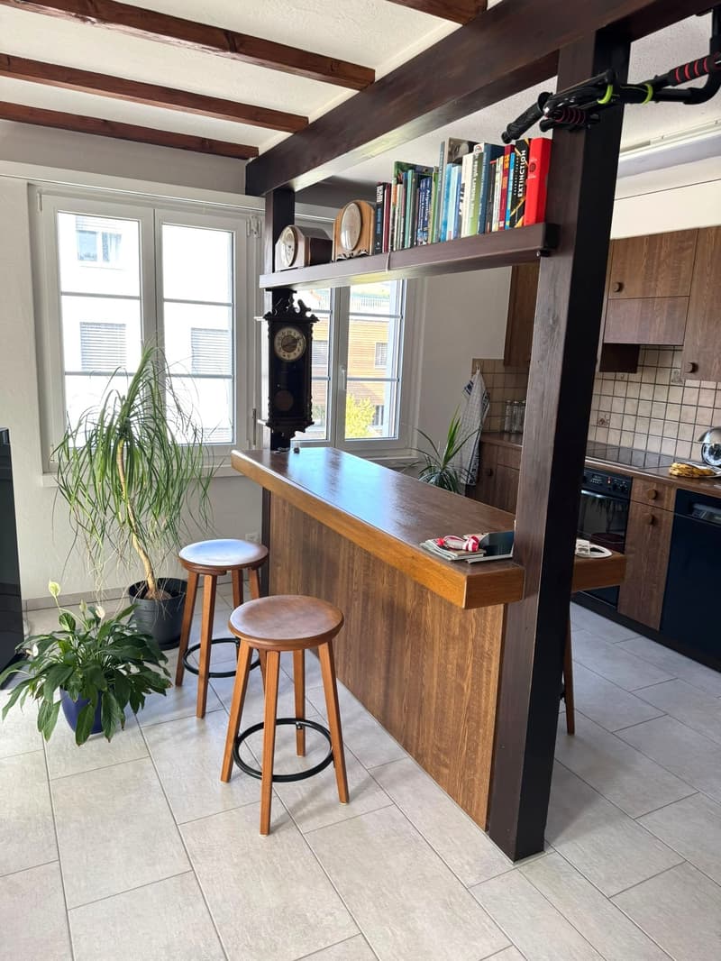 VIEL PLATZ IN IHREM NEUEN ZUHAUSE - Grosszügige 3.5-Zimmer-Dachwohnung zu vermieten. (7)