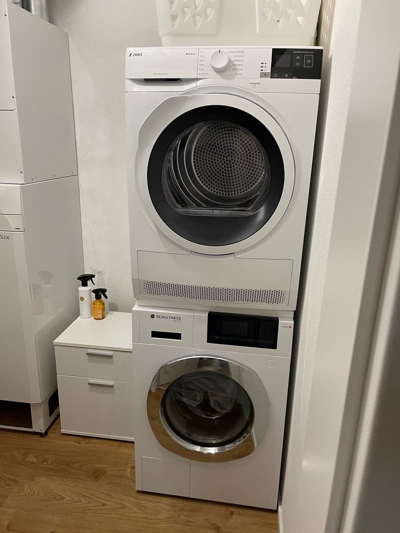 Grosszügige 3.5-Zimmer-Wohnung zu vermieten. (8)