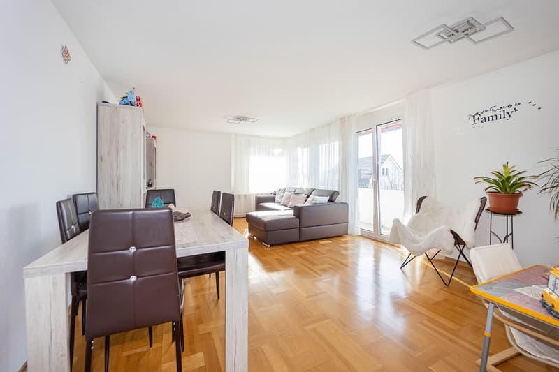 RISERVATO - Appartamento in condominio attraente come proprietà locativa o per uso personale (7)