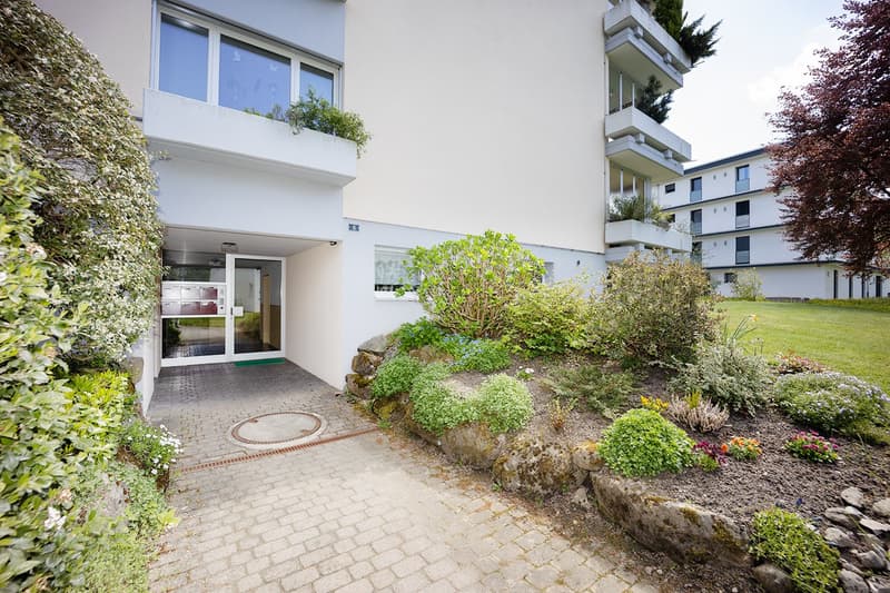 Appartement en propriété de 4,5 pièces attrayant dans un quartier résidentiel préféré (3)