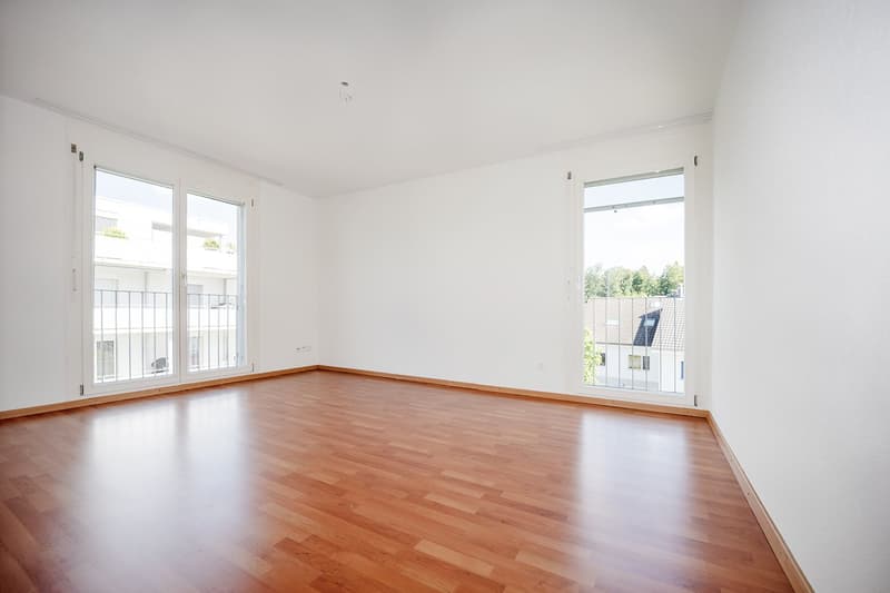 Attraktive 4,5-Zimmer-Eigentumswohnung mit grossem Sonnenbalkon (8)