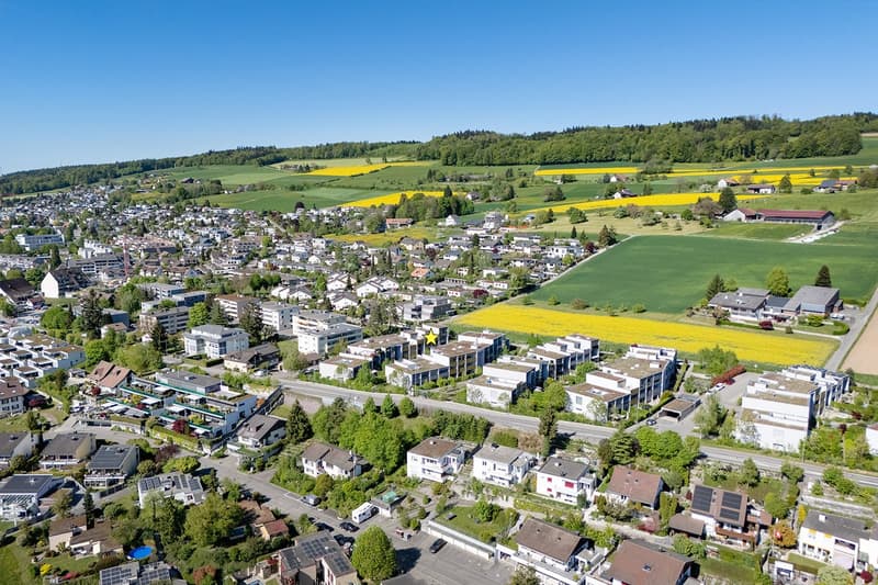 RESERVIERT - Exklusives MINERGIE-Reihen-Einfamilienhaus an attraktiver Wohnlage (2)