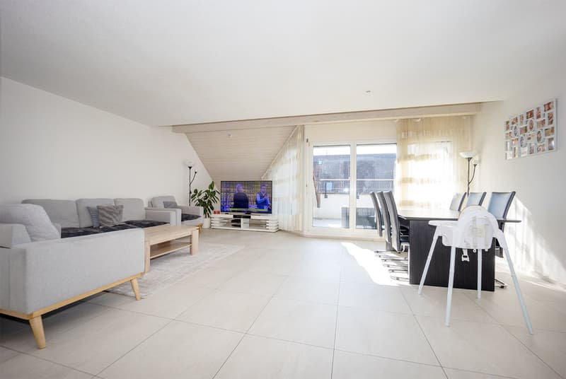 Attraktive 5,5-Zimmer-Dach-Maisonette-Eigentumswohnung in Mellingen (4)