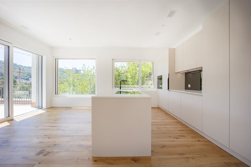 Neue exklusive Attika-Maisonnette-Terrassen-Eigentumswohnung an Top-Wohnlage in Nussbaumen (7)
