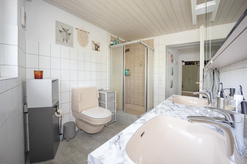 Attraktives 4,5-Zimmer-Einfamilienhaus an familienfreundlicher Wohnlage (11)