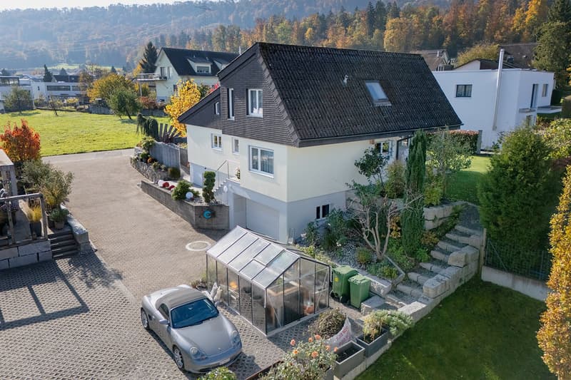 Attraktives Einfamilienhaus mit Hobbyraum und gepflegtem Garten (3)
