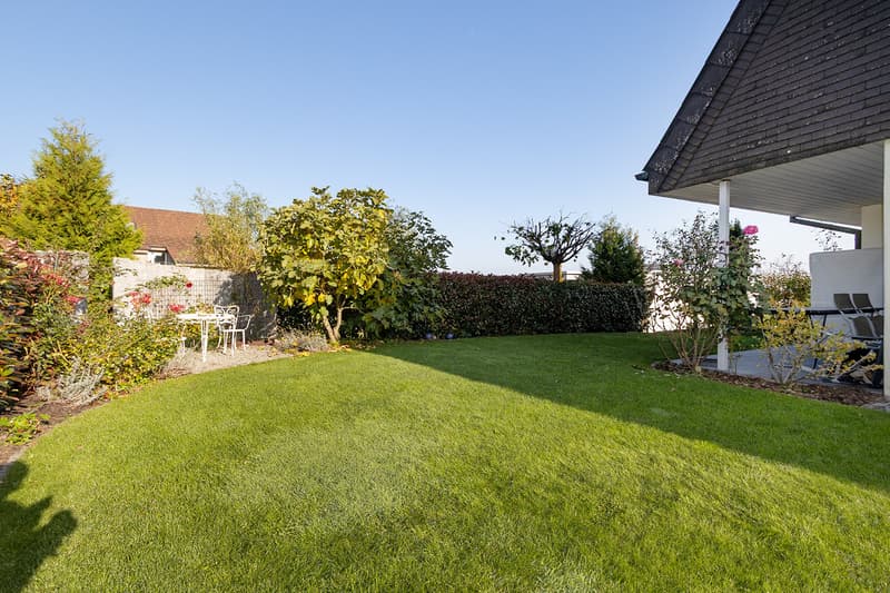Attraktives Einfamilienhaus mit Hobbyraum und gepflegtem Garten (6)