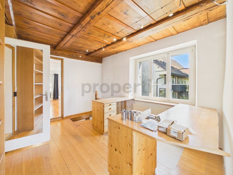 Image 10