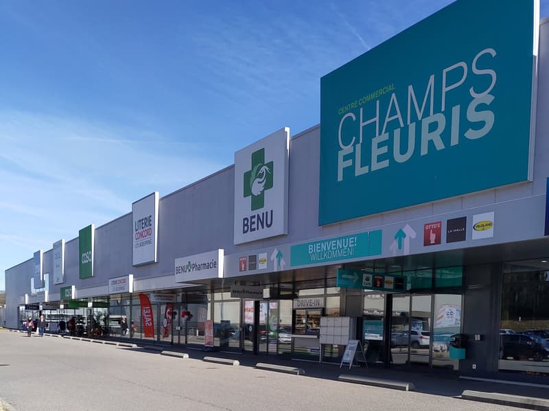 Ihr neues Ladenlokal in Champs Fleuris Matran (4)